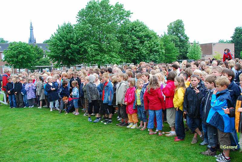 Steek je vinger in de lucht 1.JPG - Steek je vinger in de lucht